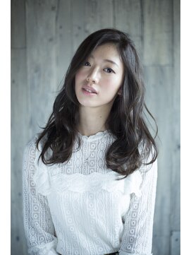 コマ(coma) 【coma中野】ツヤ感暗髪でつくる、ゆるふわランダムウェーブ