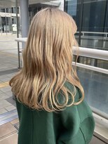 ルッツ(Lutz. hair design)&nbsp;ミルクティベージュ【千代田彩夏】