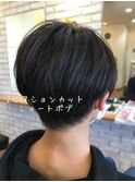 2セクション刈り上げショート
