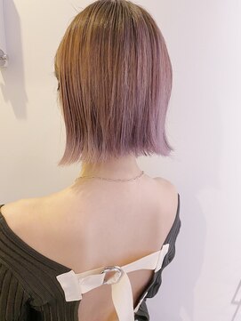 ハイト(Height) ツヤを叶える外ハネボブ