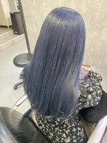 ソルバー(SOLVER)&nbsp;透明感とツヤ感が魅力の《ブルーシルバー》