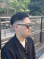 刈部倶楽舞&nbsp;フェード/サイドパート　/七三スタイル/ビジネススタイル/黒髪