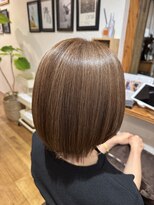 トモリヘアルーム (tomori Hair room)&nbsp;メテオカラーで極上ツヤ髪☆ミニボブスタイル