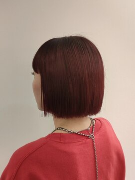 ジジバイモップス(jiji byMOPS) ぱつっとボブ＆ブラウンレッド