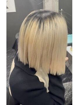 ナインプラス(NINE+) ルーツカラー　ブロンドカラー