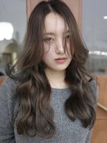 ニュイ(NUIT)&nbsp;レイヤーカット髪質改善トリートメントハイライトミニボブ