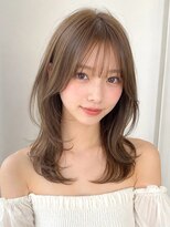 ベル 新宿(Belle)&nbsp;くびれレイヤーレイヤーウルフ韓国風レイヤーカットグレージュ