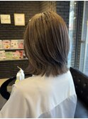 ブルージュで落ち着きと透明感のある寒色系カラー