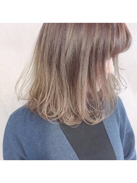 ミント(mint) ベージュグラデーション