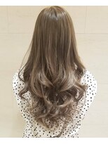 クオール(Quol)&nbsp;30代40代★大人カワイイ♪アッシュベージュカラー×ゆるふわ