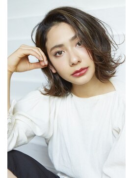 ラレイ(Lalei) 表参道駅/青山　大人かわいいボブ×ハイライト　辻幸奈