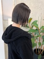 ノエ(noe) ハイライトグレージュ×ストレートボブ
