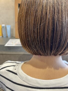 ミルバイアンフィニー(MIL by INFINI) パツっとボブ/MIL