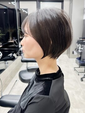 ハルキミナト ジャパン トウキョウ(HARUKI MINATO japan TOKYO) 丸みショート/30代/40代/50代/前髪ありショート