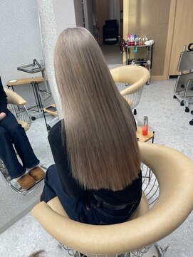 天神美容室 『福岡美容室/ayana』ケアブリーチで作る艶ハイトーン!