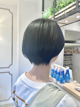 ラボヌールヘアー シェリ 久喜店(La Bonheur hair cheri) 【cheri石川】黒髪/コンパクトショート【久喜美容室】