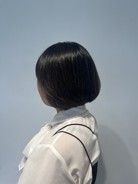 フレッシュサラダ エモーション(EMOTION) ショートボブ