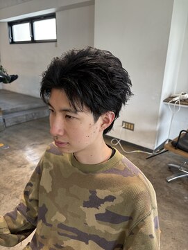 ザ オーダー(THE ORDER) フェザーショート/センターパート/短髪フェザー