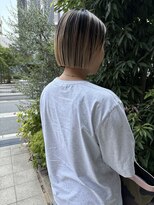 ヨハク 大阪梅田中崎町(yohaku)&nbsp;デザインカラー×切りっぱなしボブ