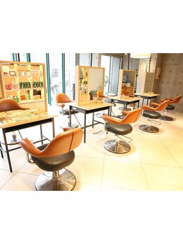 落ち着いた雰囲気の店内で、あなただけの贅沢なサロンタイムを…☆一人一人のお悩みに親身に寄り添います◎