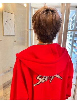 ヴィンスジオ 岐阜駅南(vince gio) ホワイトとブラックのウルフルーツ