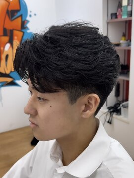 ビカム 名駅(become) 癖を活かしたフェザーショート