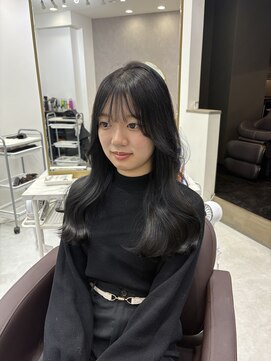 アイズ 横浜(IS) 【JUNKI指名】ブルーブラック/韓国ヘア