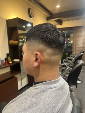 ドゥーエン 守口店(DoEN) ミドルフェード×クロップ