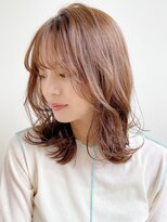 トゥーナ 表参道(tona) ミディアムレイヤー、外ハネボブ、グレージュ、脱白髪染め☆