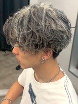 セプト 博多(SEPT.) シルバーアッシュ ニュアンスパーマ マッシュ ブリーチカラー
