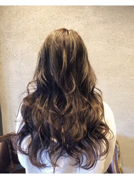 ブリッル(BRIL) グレーパールハイライト