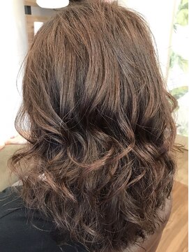 リレア(Relea) 大人の上品スタイル