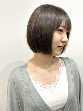 ボレロ BOLERO ミニボブ×透明感抜群シアーグレージュ