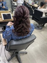 ヘアビューティースタジオ ラルガ(Hair beauty studio Raruga) ハーフアップ