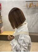 《住野　桃香》パツっとボブ