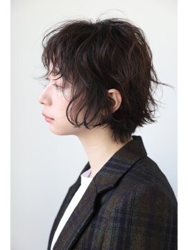 エクリ(equri×SHISEIDO) 【目黒美容室】ウェーブショート