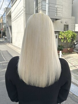フリーラ 横浜(freera) 黒髪/グレーベージュ/レイヤーロング/前髪パーマ[横浜駅]