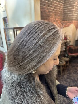 カラット(Carat+) 【ブリーチあり】白髪ぼかしハイライトカラー　30代/40代/50代