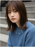 ミディアム20代30代ストレートレイヤー前髪なし前髪あり越谷