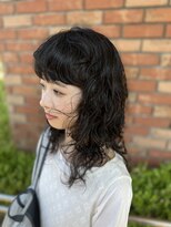 アン アオヤマ(Ann AOYAMA) くせ毛風ラフウェーブミディ