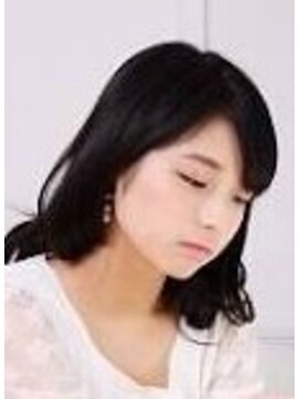 プリス ヘアー(pulis HAIR) シンプルだけじゃつまらないミディアムヘア