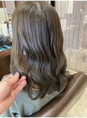 オリーブアッシュカラー