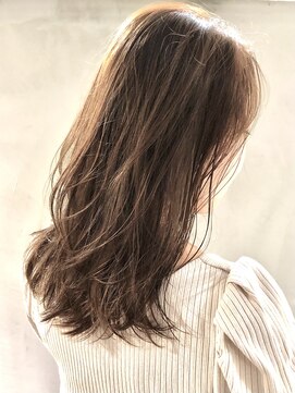 ヘアモード カクテル レイヤーカット×プラチナベージュ【JUN】
