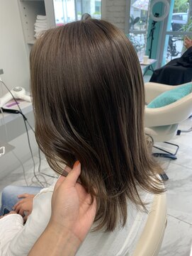 リーホリエ(Lee Horie) シアーベージュ / mio