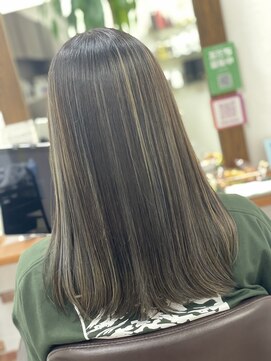 美容室 カノン(Kanon) ハイライト、ダーク系オンカラー