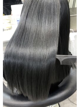 レーブ(REVE) ずっと触っていたいうる艶髪!髪質改善・髪質改善ストレート