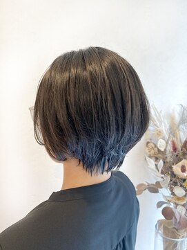 イソラヘアアトリエ(Isola hair atelier) 【Isola】アッシュグレー×小顔ショート