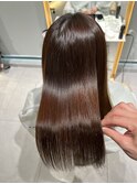 ★グレージュカラー斜めバングデザインカラーシルキー ベージュ