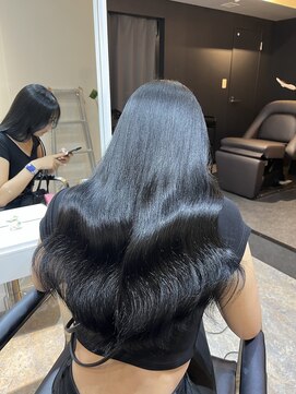 ブレンド 渋谷(BLend) グレージュマチルダボブインナーグレージュ 前髪ブルーブラック