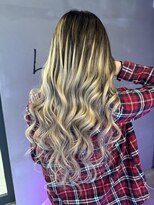 ラニシス ヘアー(Lanisis Hair)&nbsp;毛先が明るい方にオススメ！エクステバレイヤージュ！